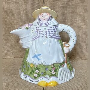 Dept 56 Storybook Collection Mary Quite Contrary Ceramic Teapot Cottage Core